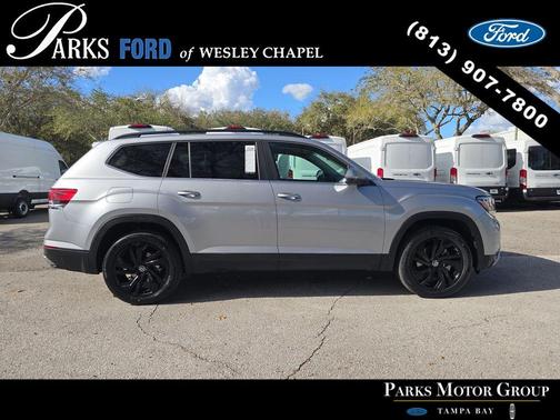 2022 Volkswagen Atlas 3.6L SE w/Technology