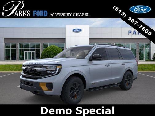 Glacier Gray Metallic 2026 Ford Expedition Tremor