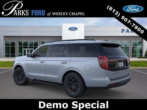 Glacier Gray Metallic 2026 Ford Expedition Tremor