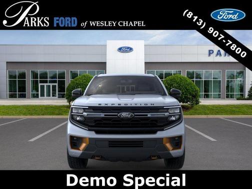 Glacier Gray Metallic 2026 Ford Expedition Tremor