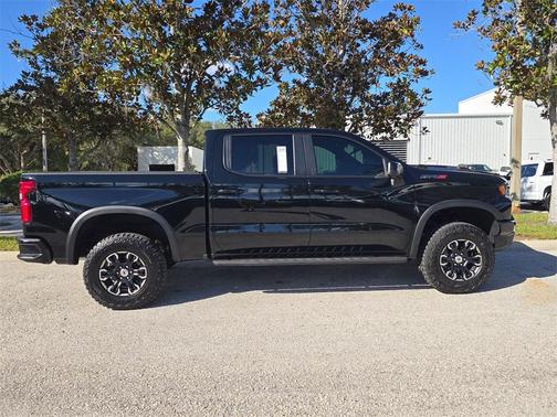 2025 Chevrolet Silverado 1500 ZR2