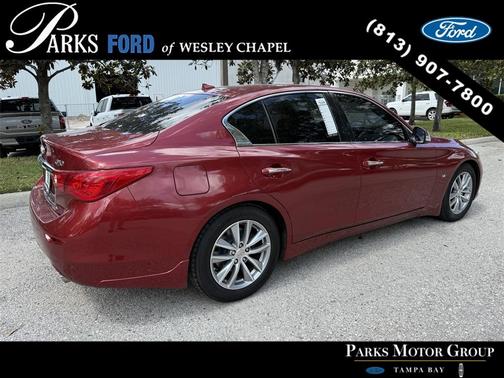 2015 INFINITI Q50 Premium