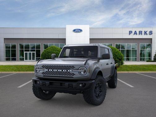 Carbonized Gray Metallic 2026 Ford Bronco Badlands