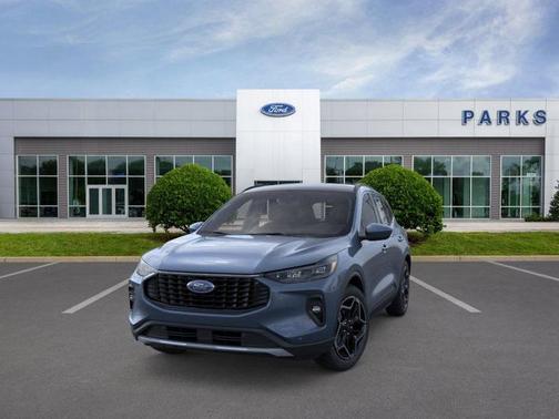 2026 Ford Escape Platinum