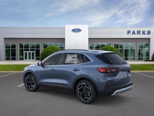 2026 Ford Escape Platinum