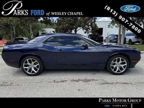 2015 Dodge Challenger SXT