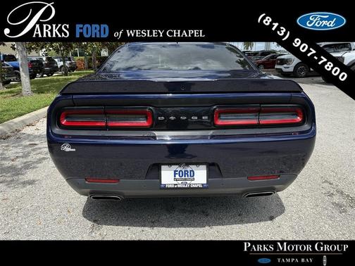 2015 Dodge Challenger SXT
