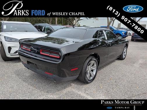 2016 Dodge Challenger SXT