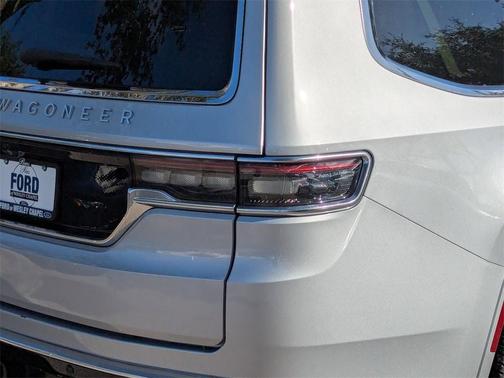 2023 Jeep Grand Wagoneer L Base