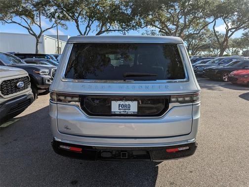 2023 Jeep Grand Wagoneer L Base