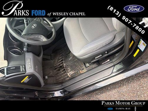 Phantom Black Metallic 2014 Hyundai SONATA GLS