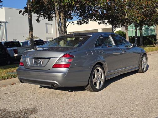 2007 Mercedes-Benz S-Class S 550