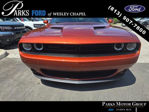Sinamon Stick 2022 Dodge Challenger SXT
