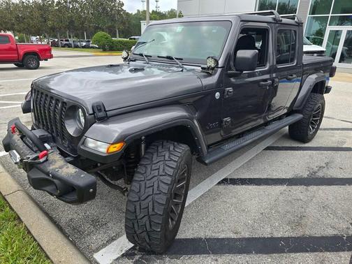2021 Jeep Gladiator Sport