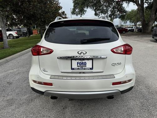 2017 INFINITI QX50 Base