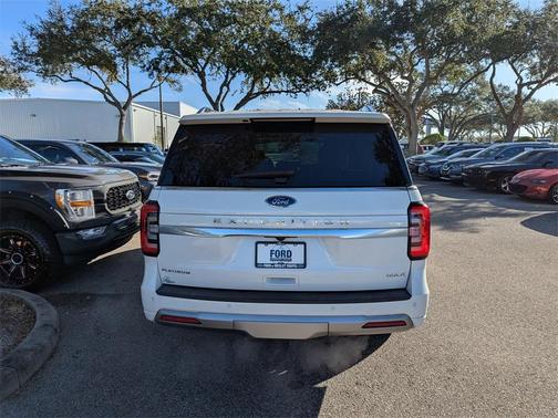 2022 Ford Expedition Max Platinum
