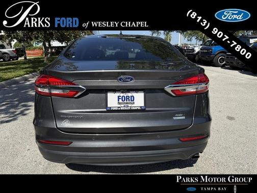 2020 Ford Fusion SE