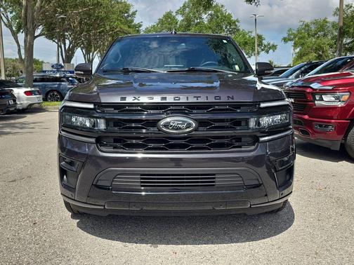 Dark Matter Gray Metallic 2024 Ford Expedition Limited