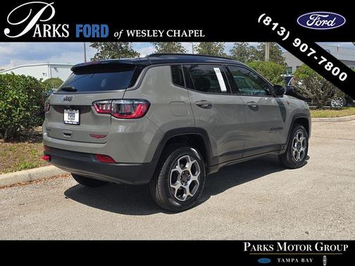 Sting Gray Clearcoat 2022 Jeep Compass Trailhawk