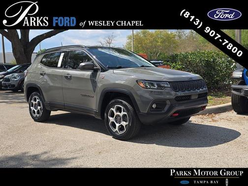 Sting Gray Clearcoat 2022 Jeep Compass Trailhawk