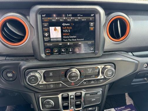 2021 Jeep Gladiator Mojave