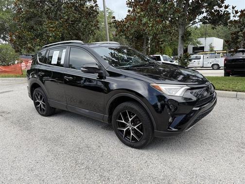 2018 Toyota RAV4 SE