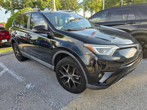 2018 Toyota RAV4 SE