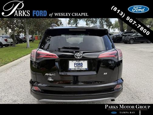 2018 Toyota RAV4 SE
