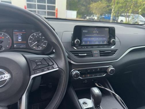 2022 Nissan Altima 2.5 S