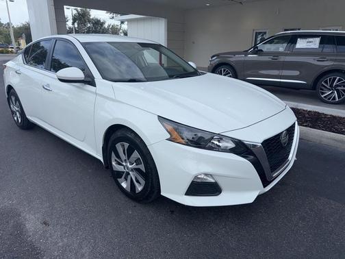 2022 Nissan Altima 2.5 S