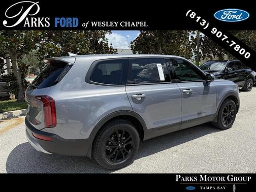 2022 Kia Telluride LX
