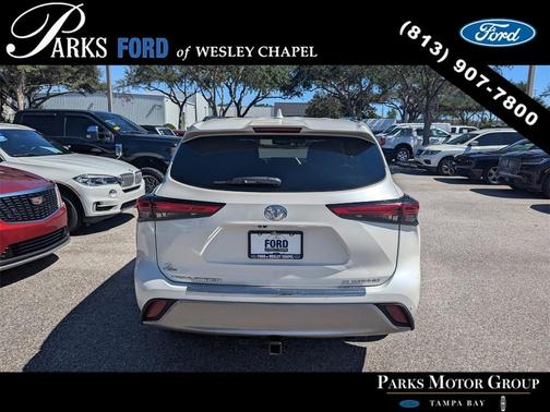 2021 Toyota Highlander Platinum