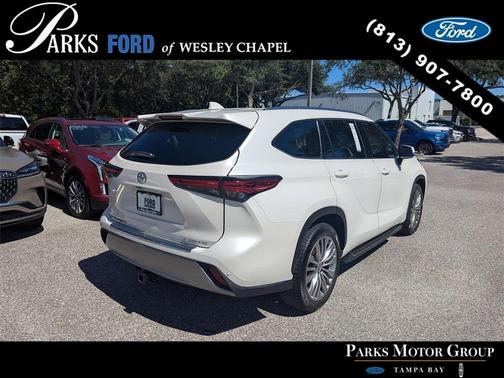 2021 Toyota Highlander Platinum