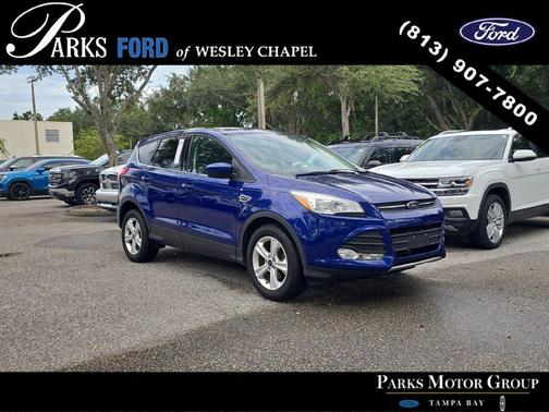 Blue 2016 Ford Escape SE