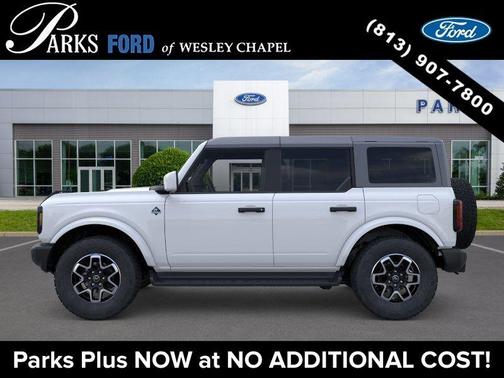 Oxford White 2026 Ford Bronco Outer Banks