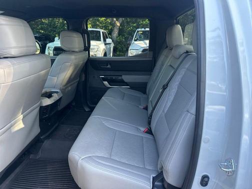 Pearl 2025 Toyota Tundra Limited