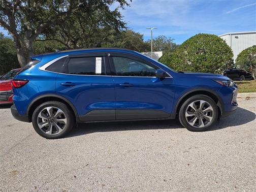 2023 Ford Escape Platinum