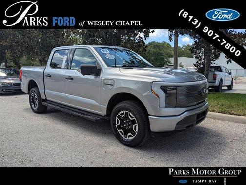 2023 Ford F-150 Lightning XLT