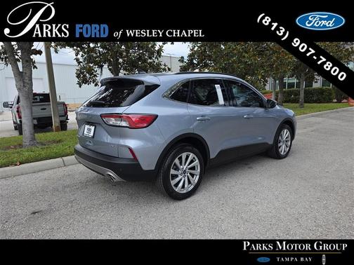 2022 Ford Escape Titanium