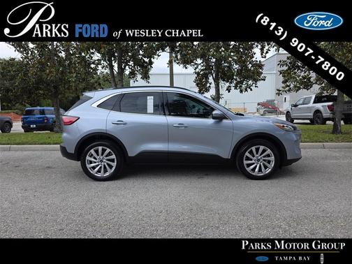 2022 Ford Escape Titanium
