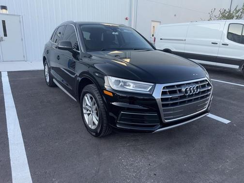 2020 Audi Q5 45 Premium