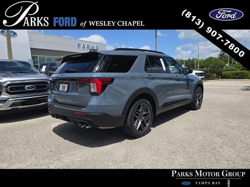 Vapor Blue 2025 Ford Explorer ST
