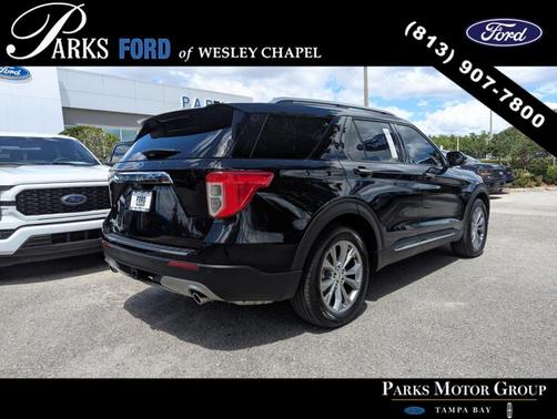 Agate Black Metallic 2022 Ford Explorer Limited