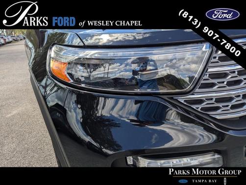 Agate Black Metallic 2022 Ford Explorer Limited