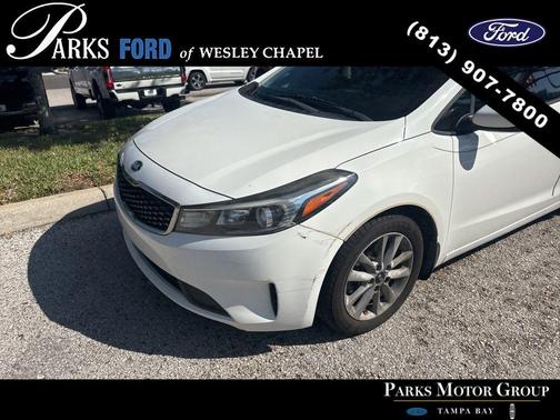 Clear White 2017 Kia Forte S