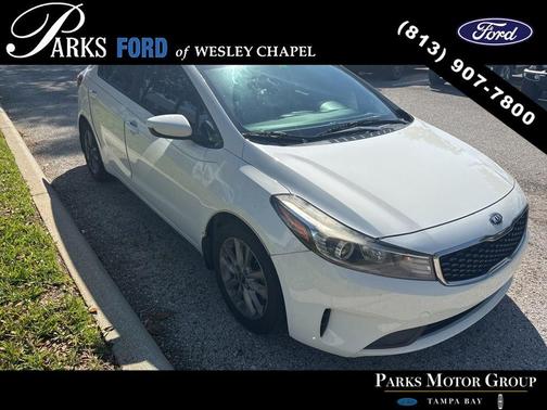 Clear White 2017 Kia Forte S