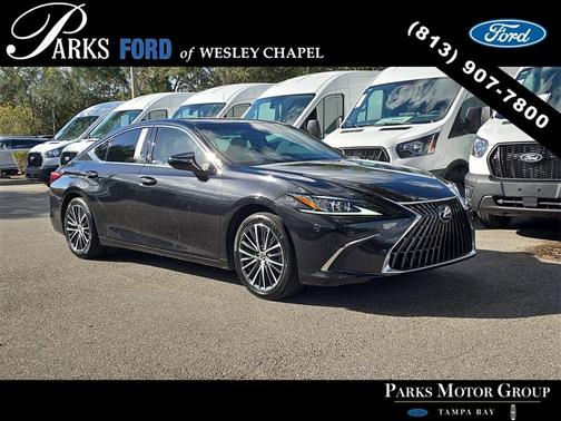 2022 Lexus ES 350 Base