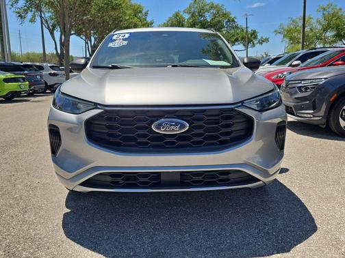 Silver Metallic 2024 Ford Escape ST-Line