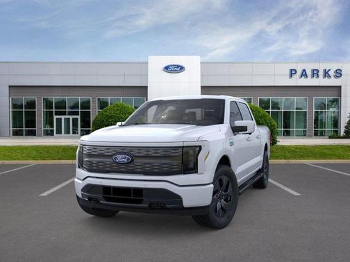 2025 Ford F-150 Lightning LARIAT