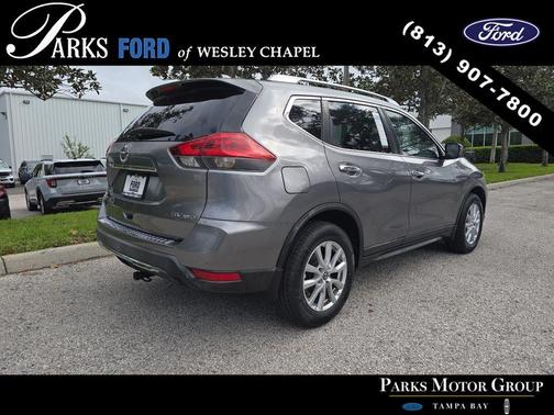 Gun Metallic 2018 Nissan Rogue SV